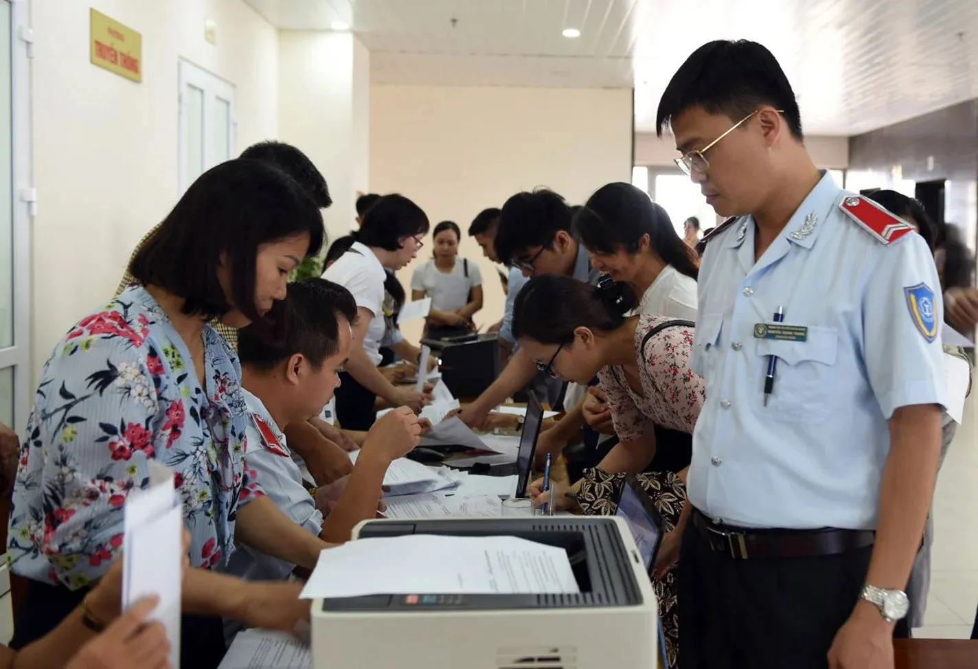 Doanh nghiệp bị ngừng sử dụng hóa đơn trong trường hợp nào?